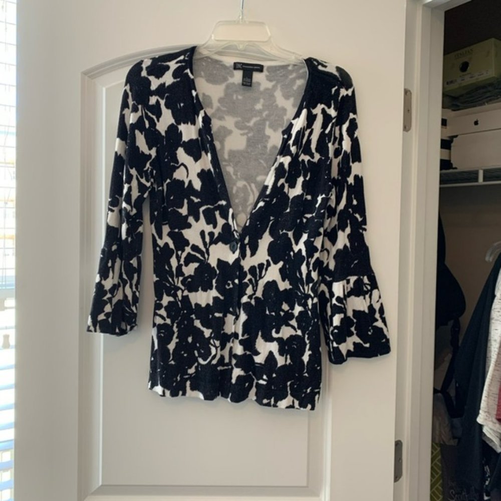 INC. International Concepts Black/White Floral Bell Sleeve Cardigan Sz. L